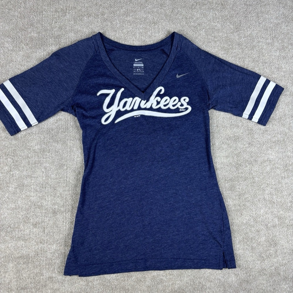 Nike New York Yankees Womens Small Blue V Neck Shirt MLB Genuine Merchandise